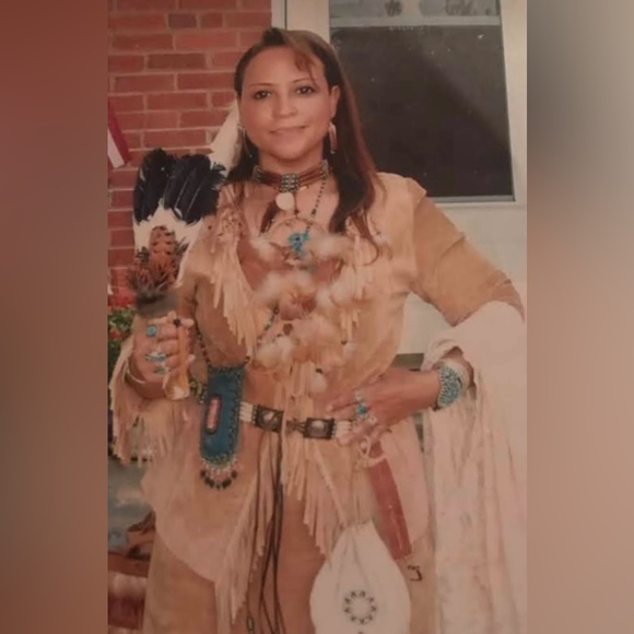 Meet your Posher, Angel - Picture 2 of 6